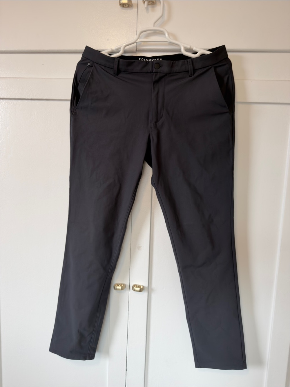 7 Diamonds Men's Black Slim Performance Chinos